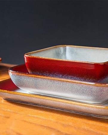 Stern Red Dinner Set