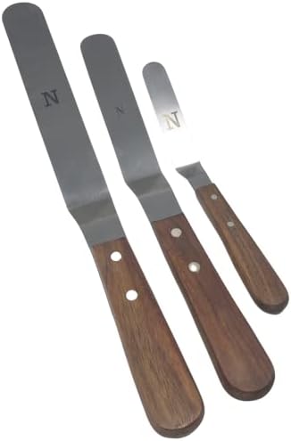 cake decorating tools