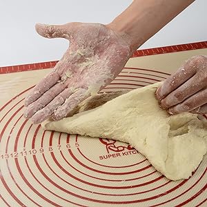 Silicone baking mat