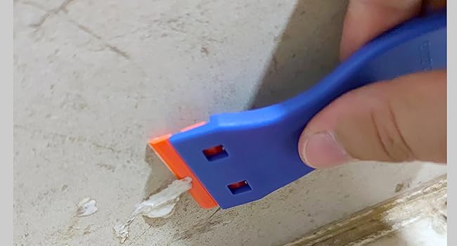 plastic razor blade scraper tool