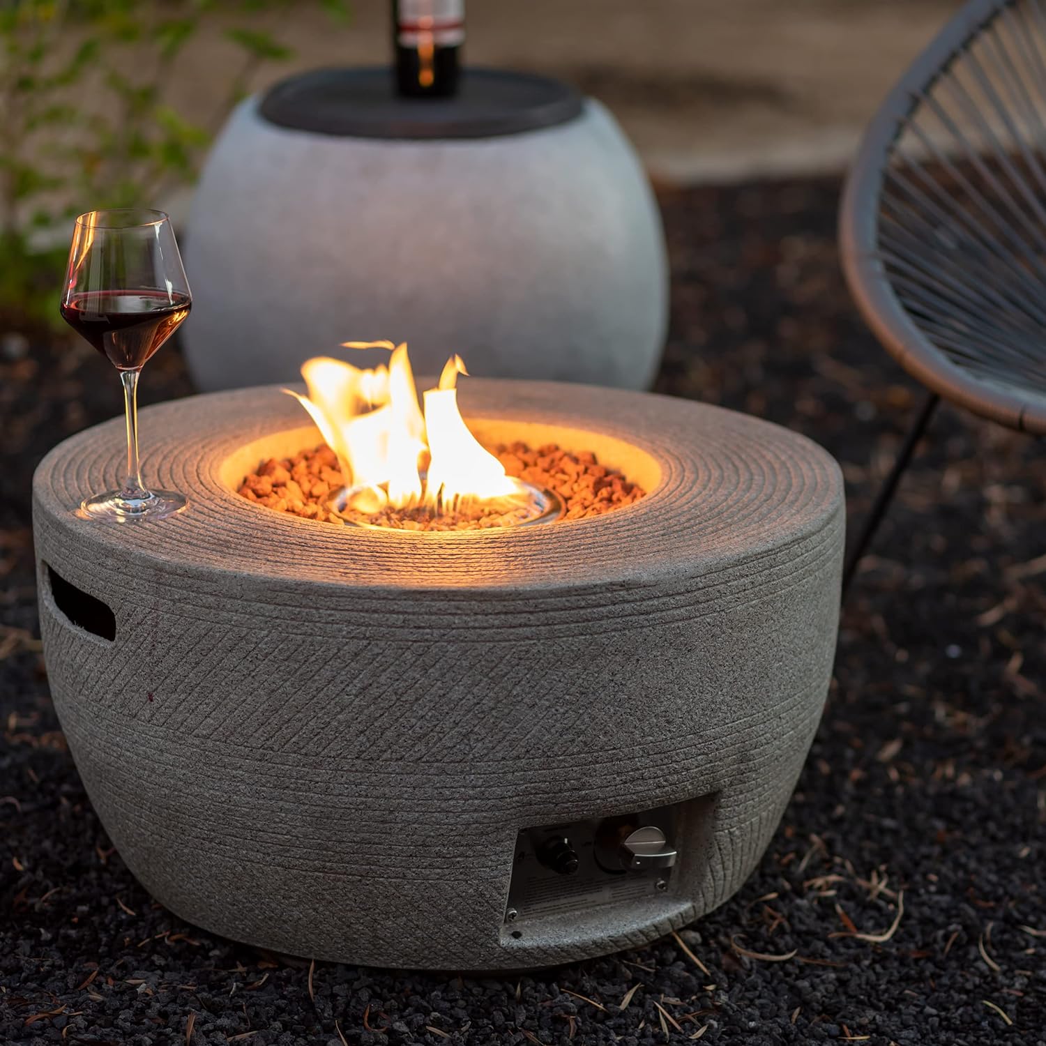 Kante 25 Inch Wide Round Biondo Grigio Concrete and Metal Outdoor Eco-Friendly Smokeless 50,000 BTU Propane Gas Modern Fire Pit with Waterproof Cover (BTW01-C91959) - Image 11