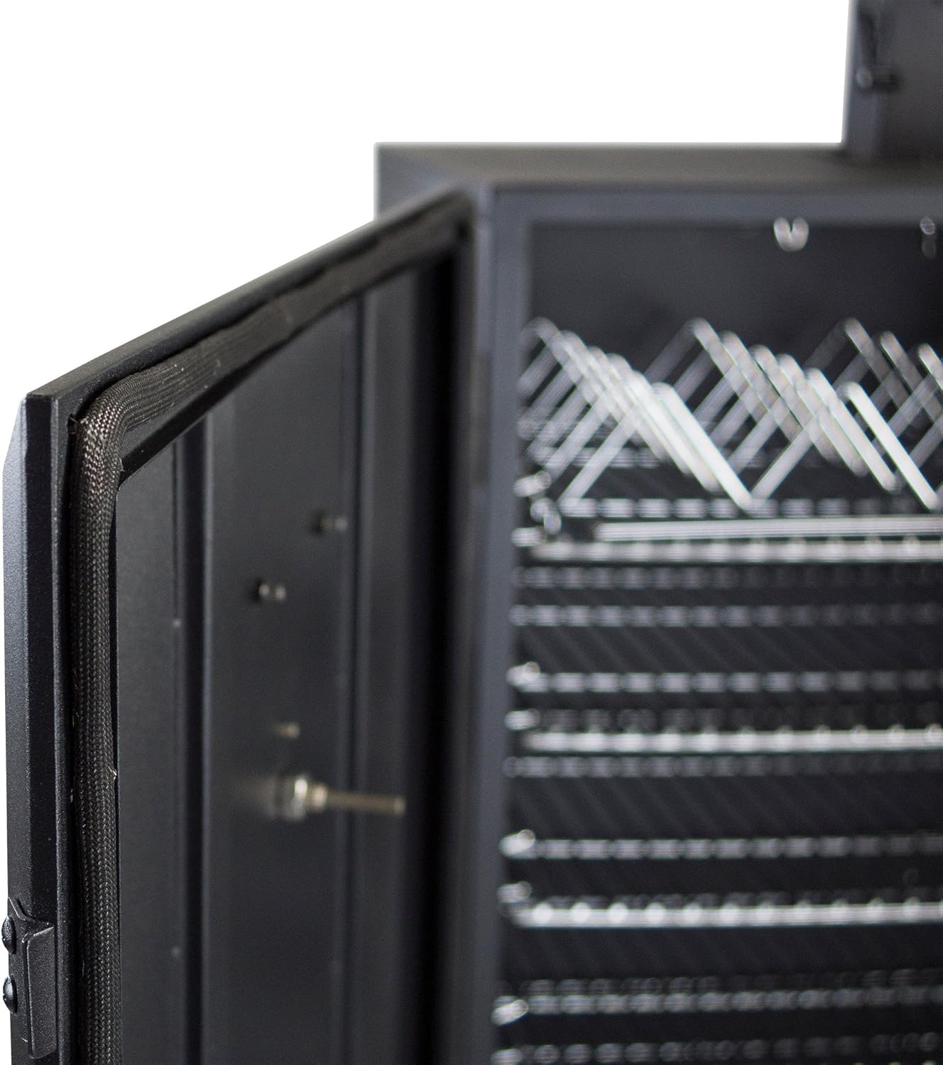 Dyna-Glo DGO1890BDC-D Wide Body Vertical Offset Charcoal Smoker,Black - Image 5