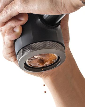 Picopresso Pro-level espresso maker