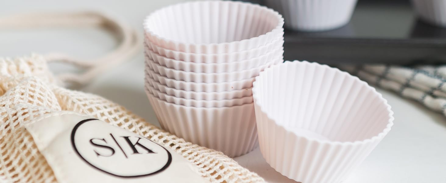 Designer white silicone baking cups