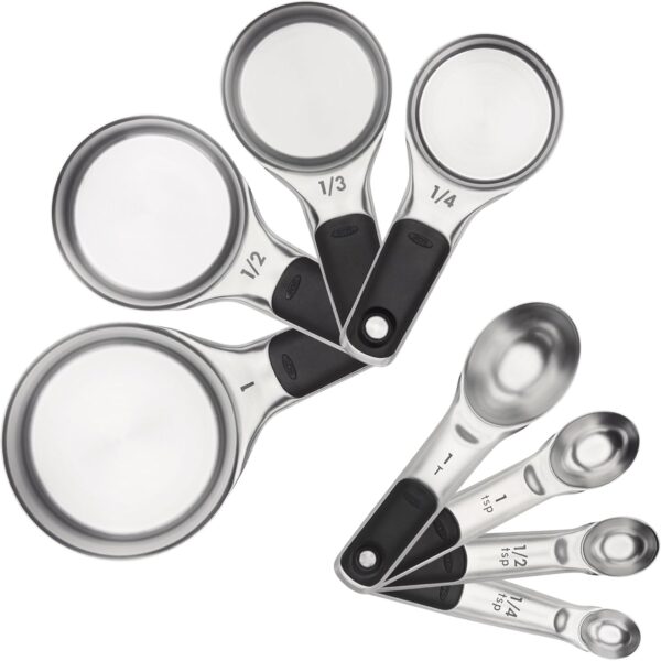 measuring cups and spoons