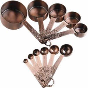 measuring cups and spoons