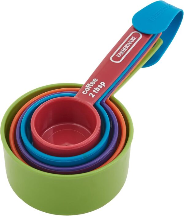 measuring cups and spoons