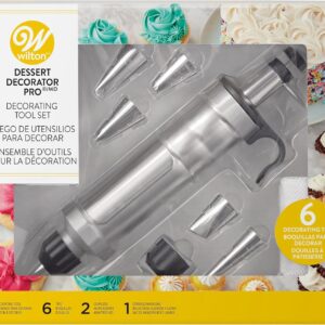 cake decorating tools